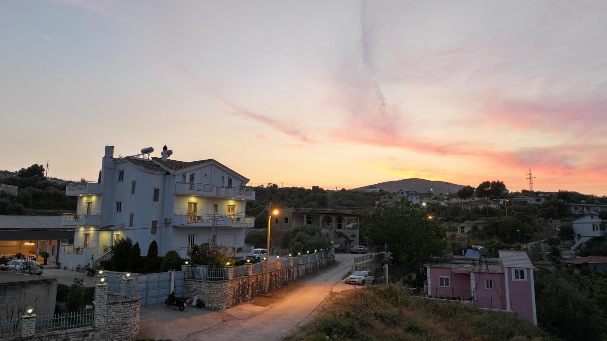 Villa Serenity Sarandë Exterior foto